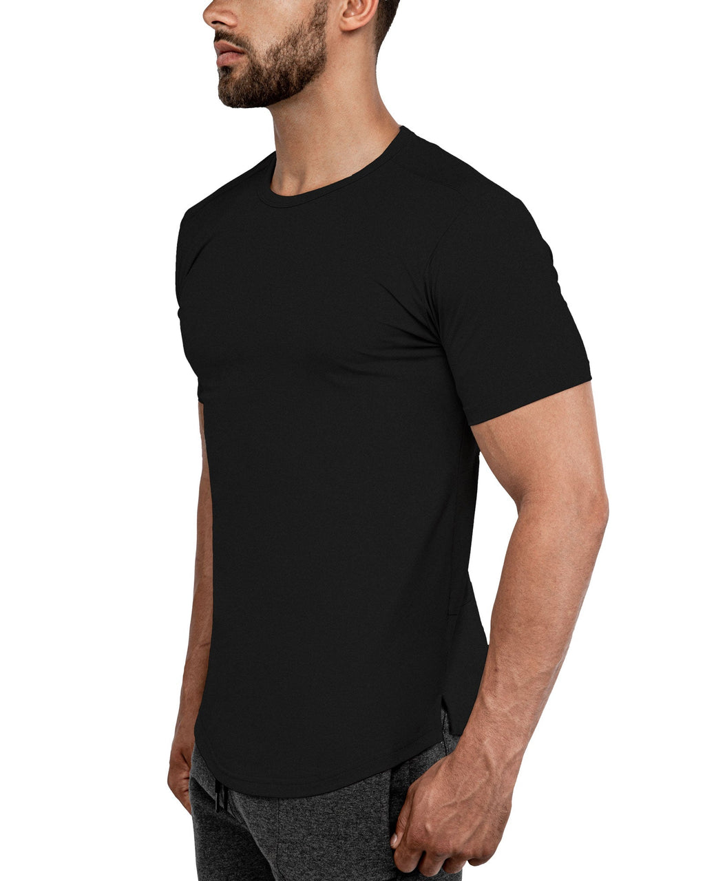 GROUNDED PERFORMANCE TEE – BLACK