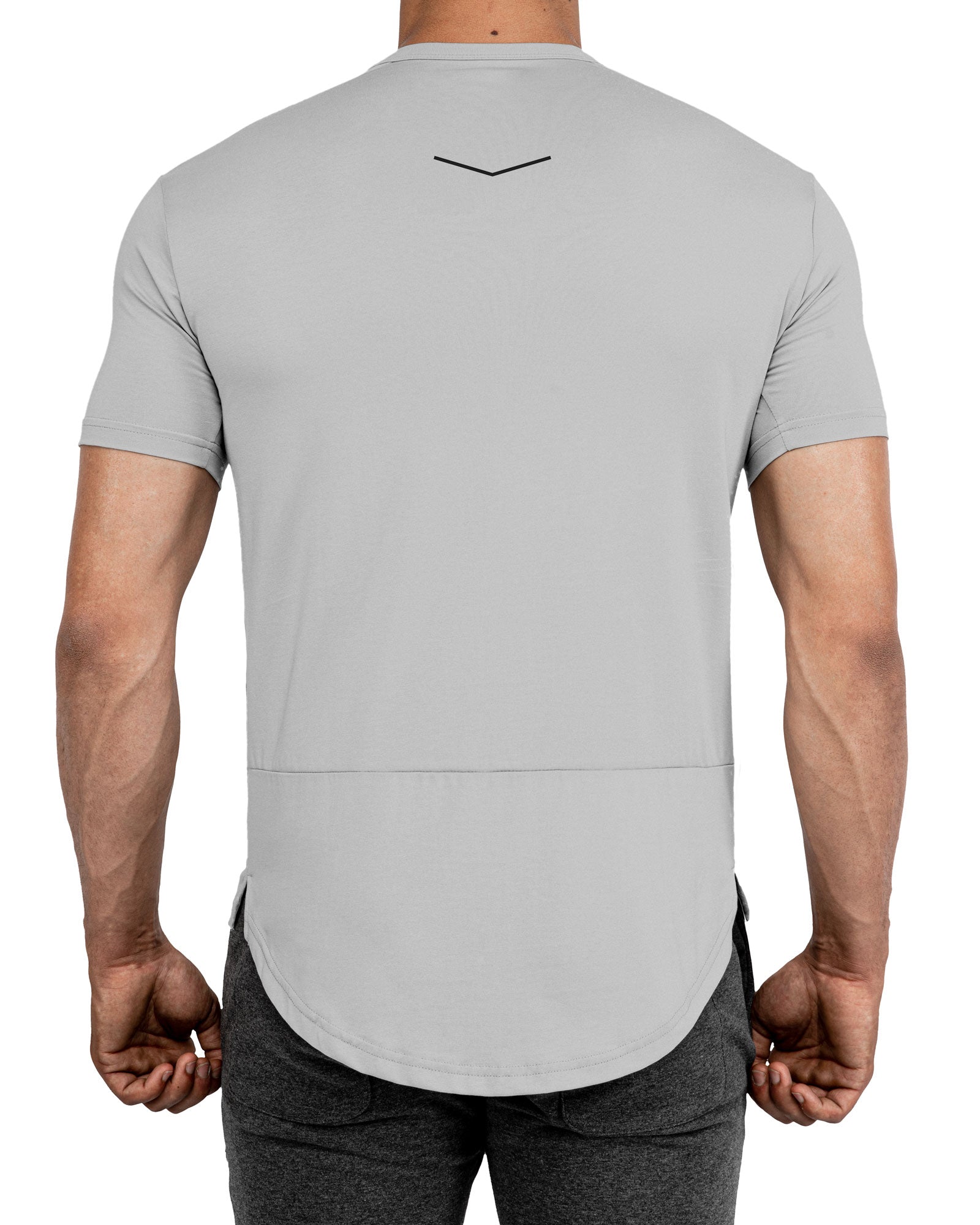 GROUNDED PERFORMANCE TEE – STONE