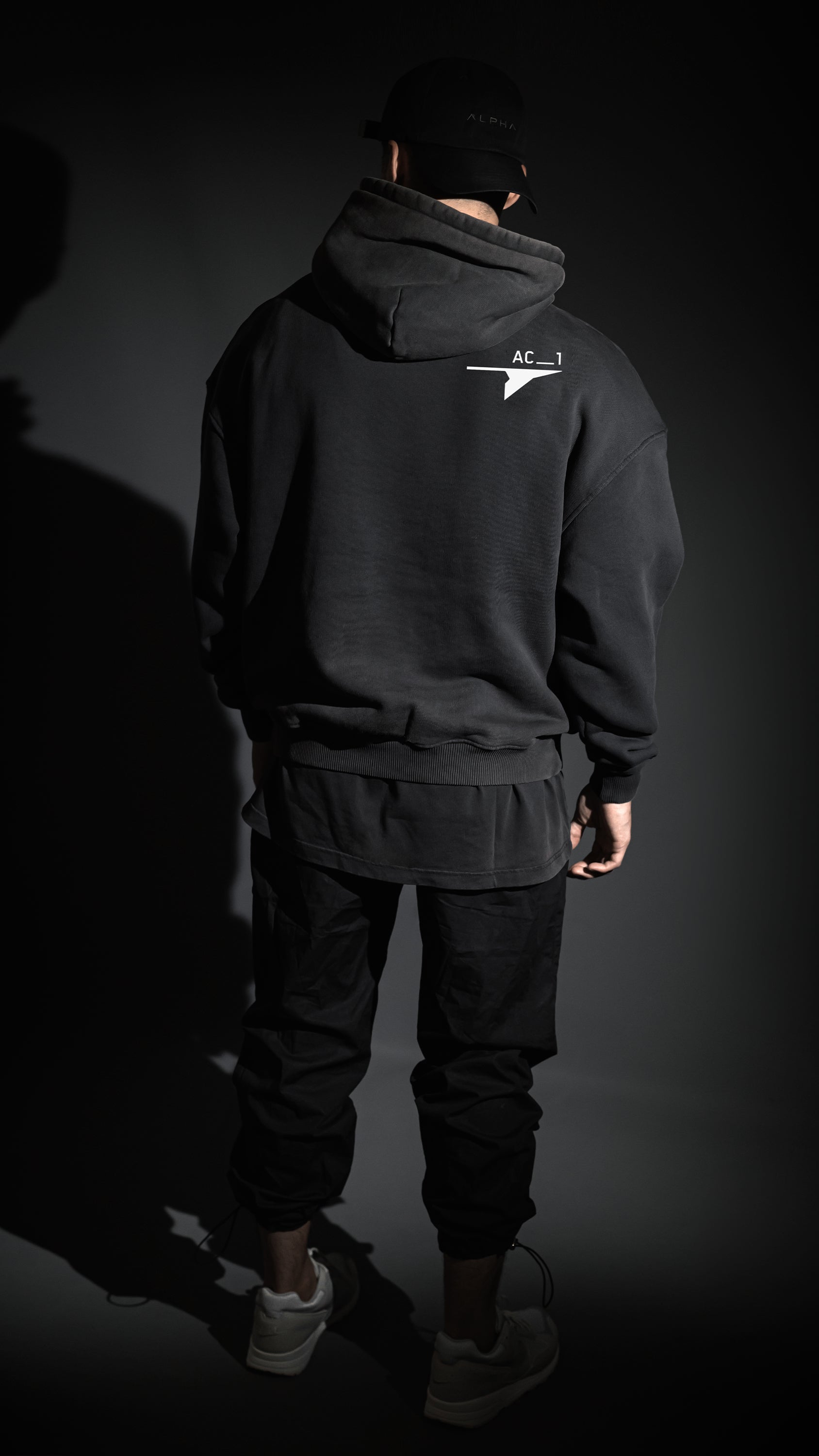 AC1 STAMP VINTAGE OVERSIZED HOODIE - BLACK