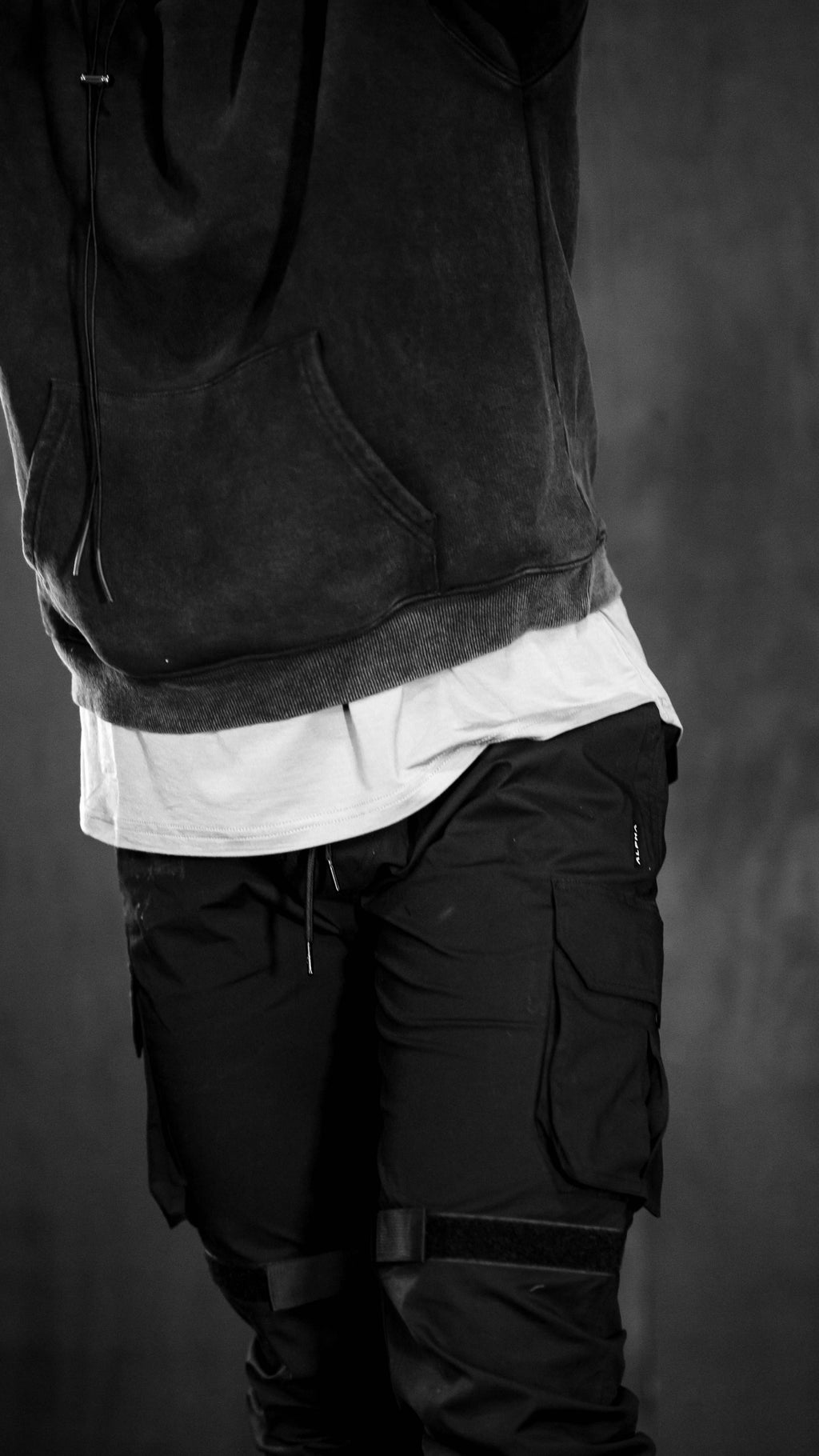 UTILITY CARGO JOGGER – BLACK